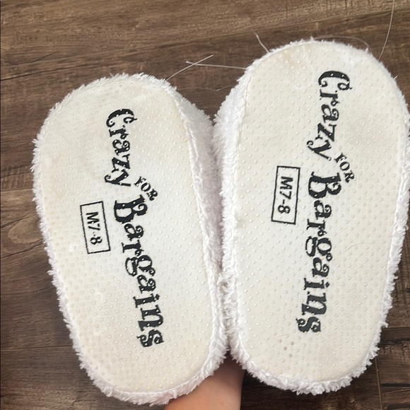 Cute Bunny Slippers with Pink Noses - Picture 4 of 4